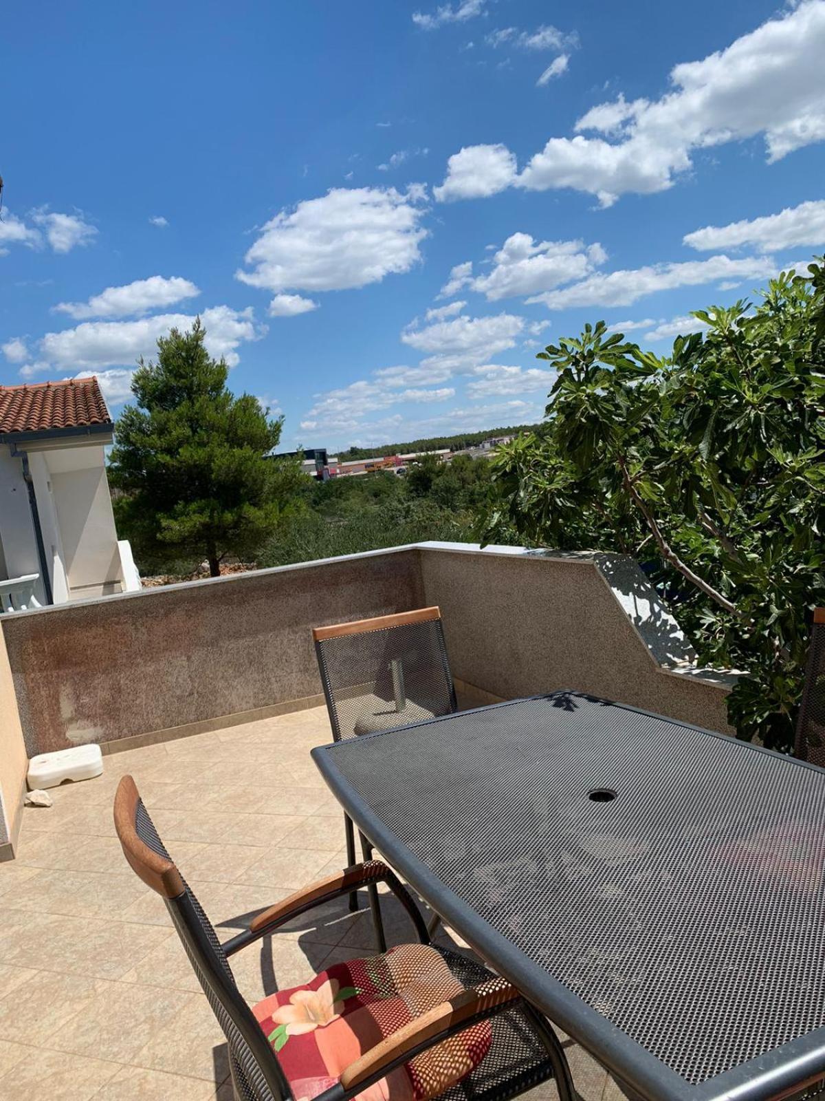 Apartmani Kutlesa Vodice Exterior foto