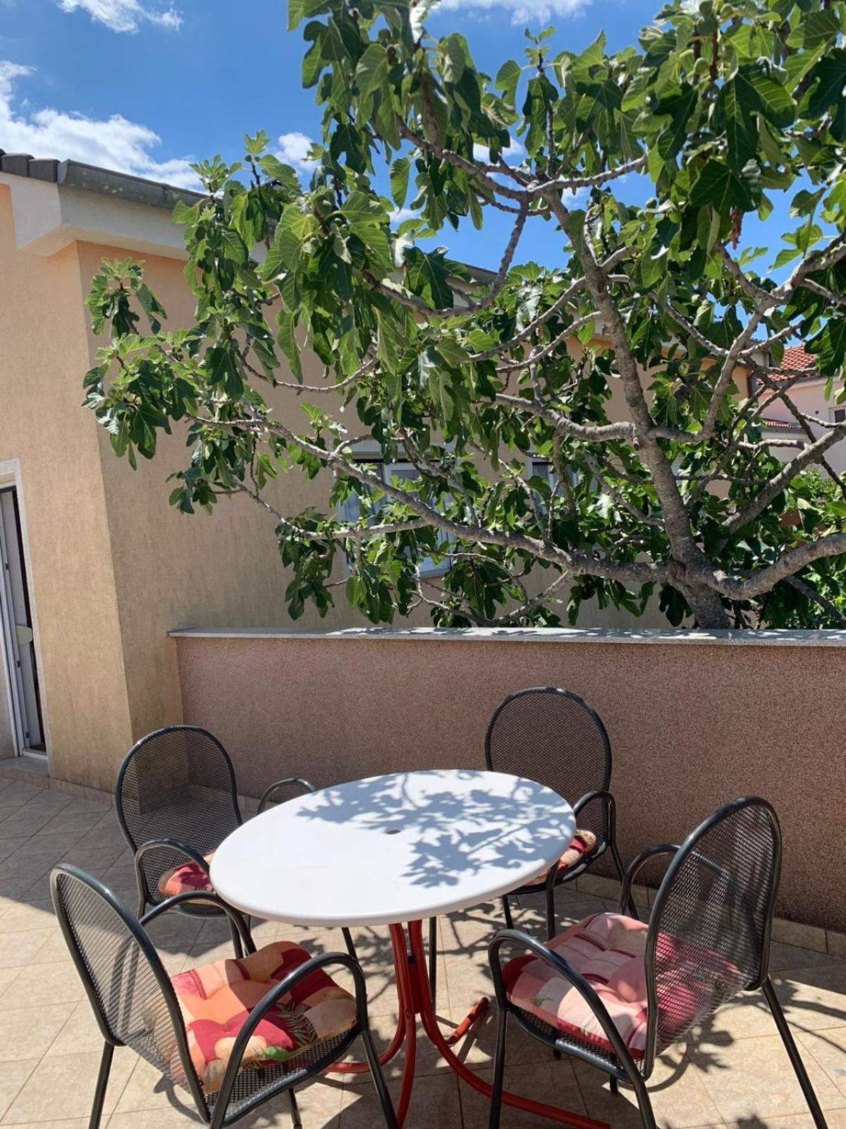 Apartmani Kutlesa Vodice Exterior foto